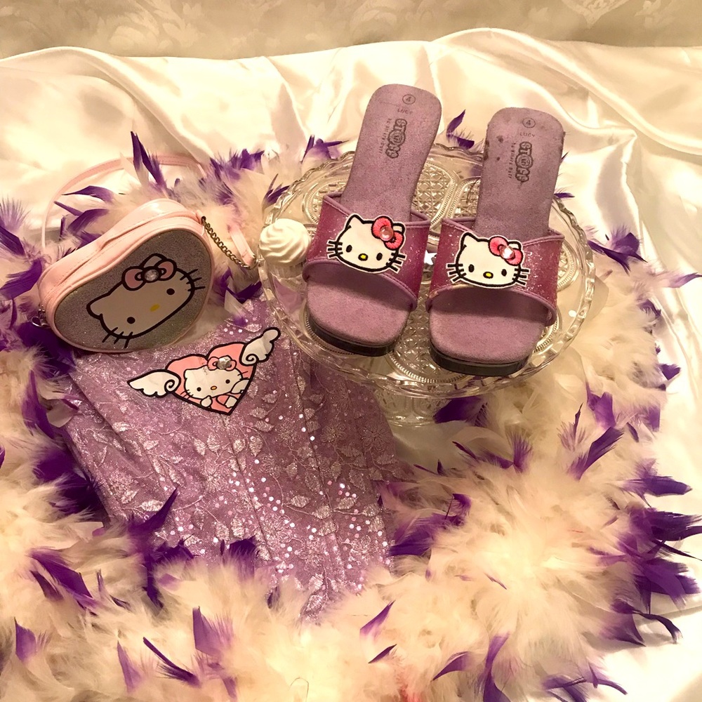 Rare🦄 adorable y2k custom hello kitty shoes with 🌈 light up heels🌈
